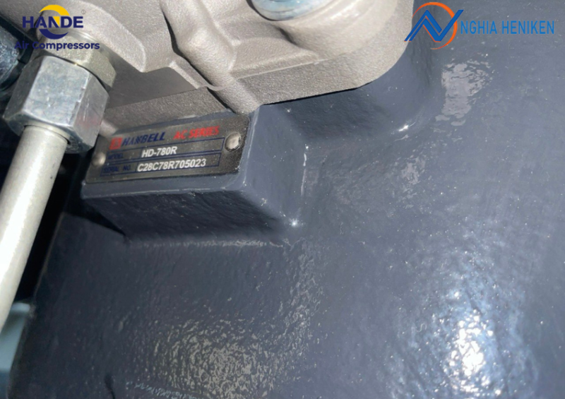 Hệ thống được thiết kế chi tiết tỉ mỉ, chắc chắn